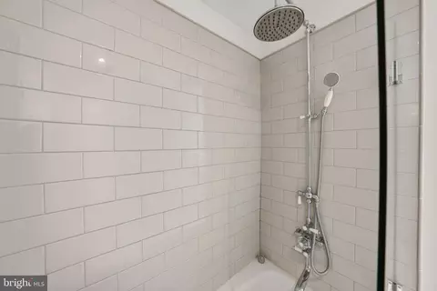 Bath - 18 9th St NE #307, Washington, DC 20002 photo 2 of 2