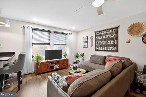 33 Kennedy St NW #101, Washington, DC 20011