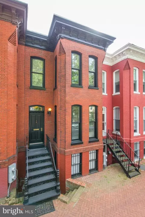 1414 Swann St NW, Washington, DC 20009
