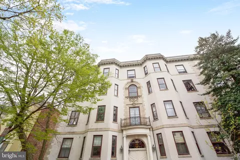 3014 Dent Pl NW #42E, Washington, DC 20007