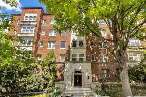 1615 Kenyon St NW #30, Washington, DC 20010