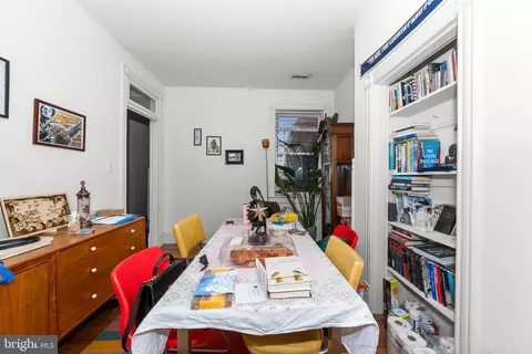 Dining - 1013 Independence Ave SE, Washington, DC 20003 photo 1 of 2