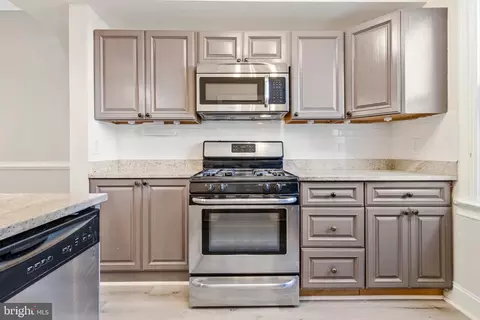 1264 Penn St NE, Washington, DC 20002 photo 14