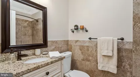 1264 Penn St NE, Washington, DC 20002 photo 17