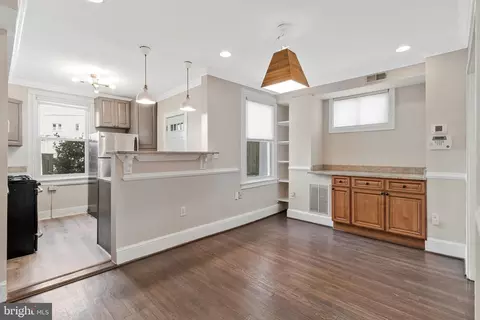 1264 Penn St NE, Washington, DC 20002 photo 11