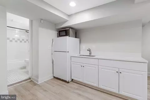 1264 Penn St NE, Washington, DC 20002 photo 25