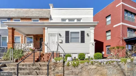 1264 Penn St NE, Washington, DC 20002