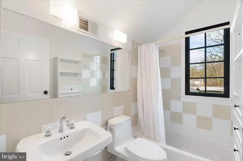 5000 Overlook Rd NW, Washington, DC 20016 photo 27