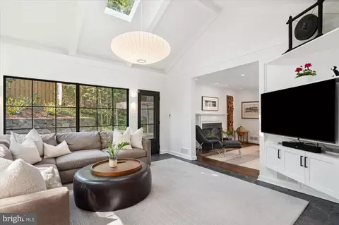 5000 Overlook Rd NW, Washington, DC 20016 photo 11