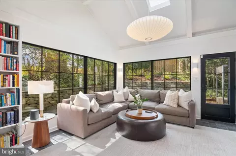 5000 Overlook Rd NW, Washington, DC 20016 photo 10
