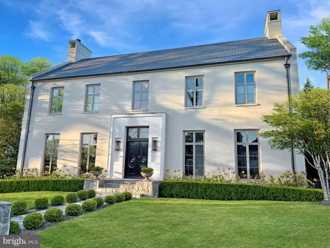 4929 Lowell St NW, Washington, DC 20016