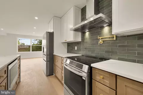 Kitchen - 5703 9th St NW #2, Washington, DC 20011 photo 2 of 5