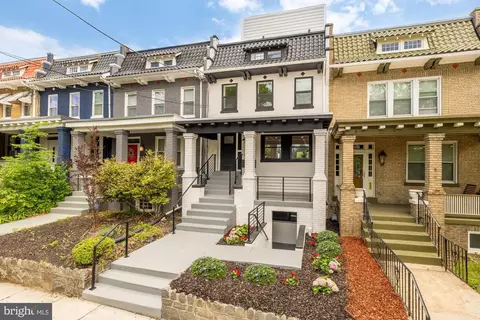 Exterior - 5703 9th St NW #2, Washington, DC 20011 photo 3 of 5