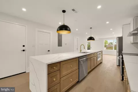 Entry Way - 5703 9th St NW #2, Washington, DC 20011 photo 1 of 4