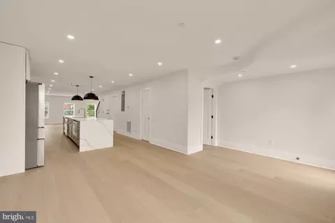 Living - 5703 9th St NW #2, Washington, DC 20011 photo 5 of 5