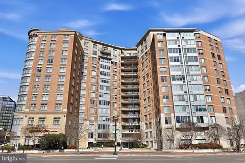 555 Massachusetts Ave NW #311, Washington, DC 20001