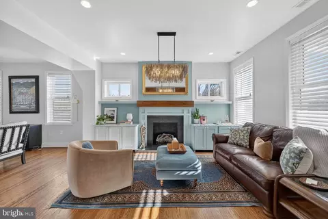 136 Rhode Island Ave NE, Washington, DC 20002 photo 5