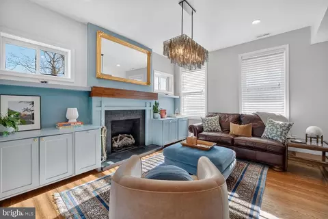 136 Rhode Island Ave NE, Washington, DC 20002 photo 6