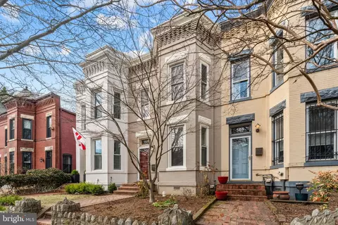 505 15th St SE, Washington, DC 20003 photo 3