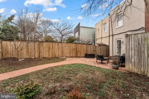 505 15th St SE, Washington, DC 20003 photo 32