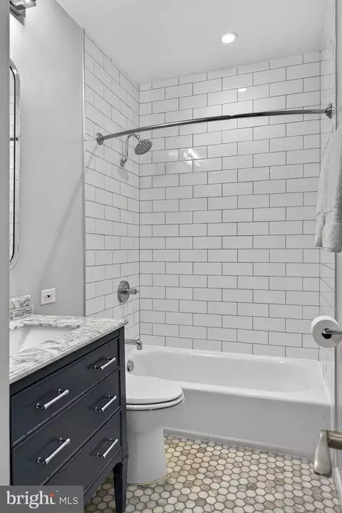 505 15th St SE, Washington, DC 20003 photo 23