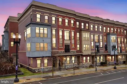 7227 NW Georgia Ave NW #17-B, Washington, DC 20012