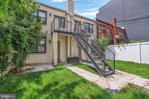 Exterior - 833 19th St NE #1, Washington, DC 20002 photo 4 of 5