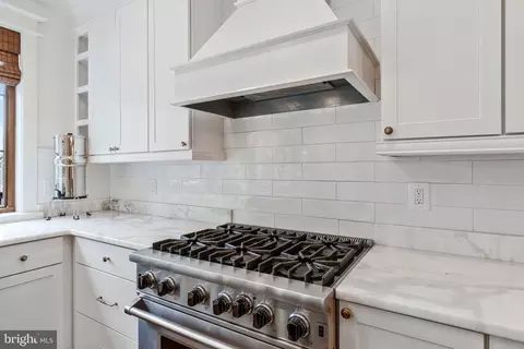 2916 18th St NW, Washington, DC 20009 photo 14
