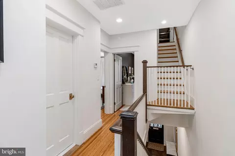 2916 18th St NW, Washington, DC 20009 photo 36
