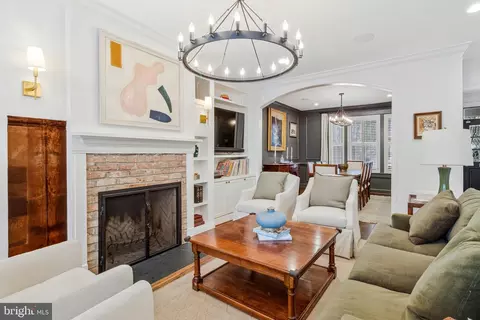 2916 18th St NW, Washington, DC 20009 photo 8