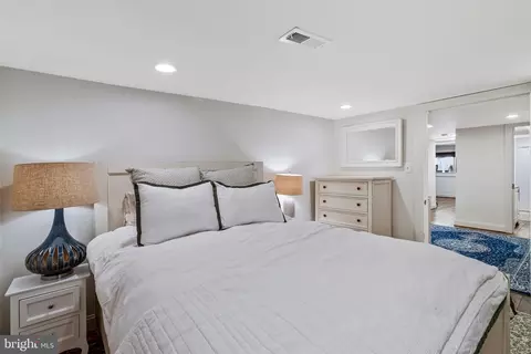 2916 18th St NW, Washington, DC 20009 photo 39