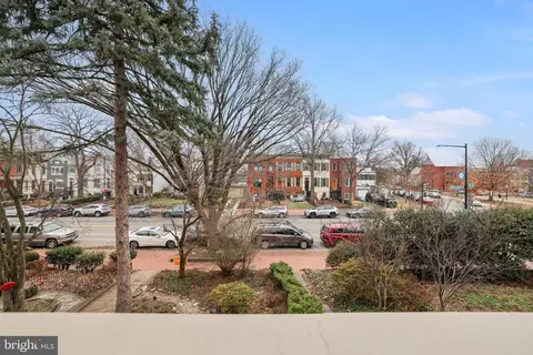 416 6th St SE, Washington, DC 20003 photo 22