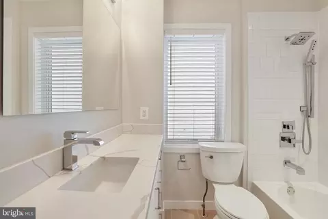 416 6th St SE, Washington, DC 20003 photo 38