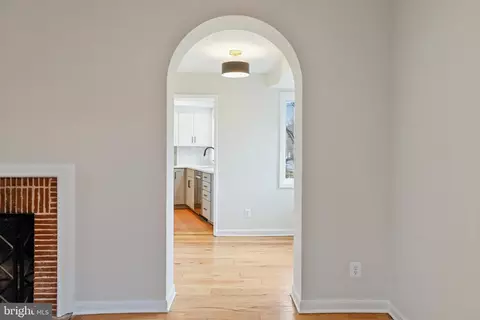 416 6th St SE, Washington, DC 20003 photo 20