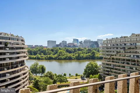 2510 Virginia Ave NW #1102-N, Washington, DC 20037