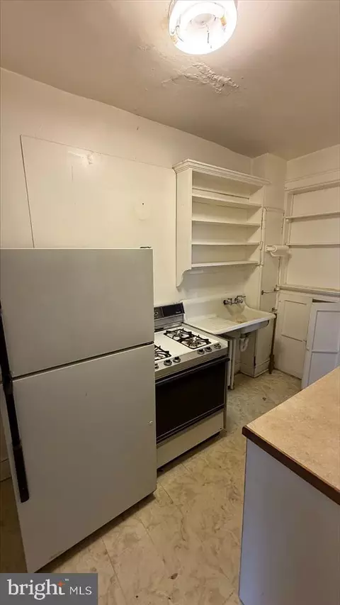 Kitchen - 419 23rd Pl NE, Washington, DC 20002 photo 1 of 1