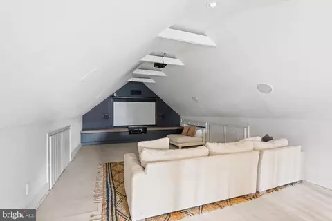 Other - 1698 32nd St NW, Washington, DC 20007 photo 4 of 6