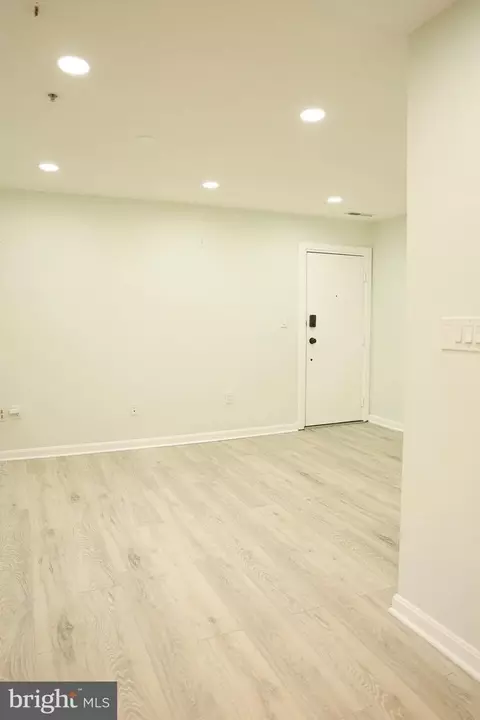 4124 Ames St NE #13, Washington, DC 20019