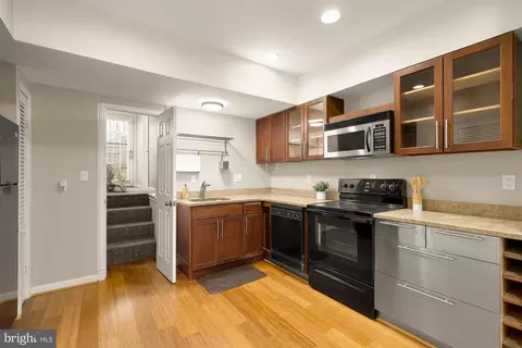 Kitchen - 312 9th St NE, Washington, DC 20002 photo 8 of 10