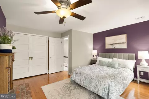 Bedroom - 312 9th St NE, Washington, DC 20002 photo 3 of 9