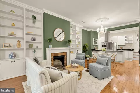 Living - 312 9th St NE, Washington, DC 20002 photo 1 of 5