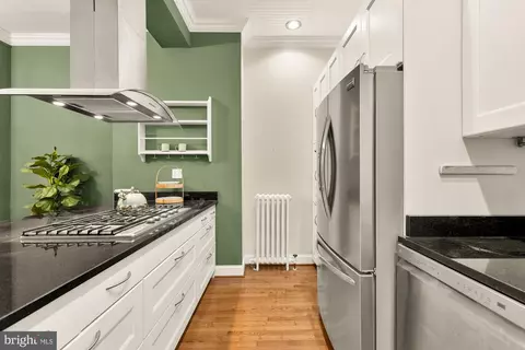 Kitchen - 312 9th St NE, Washington, DC 20002 photo 4 of 10