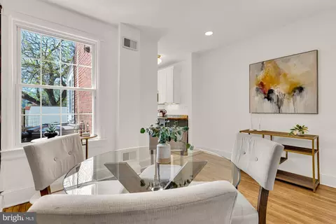 Dining - 1529 C St SE, Washington, DC 20003 photo 3 of 3
