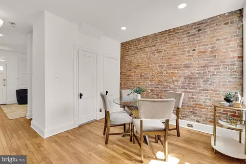 Dining - 1529 C St SE, Washington, DC 20003 photo 2 of 3