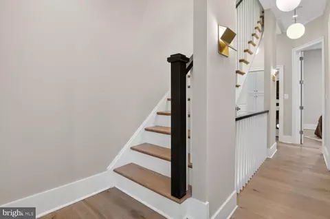 Entry Way - 1810 15th St NW #2, Washington, DC 20009 photo 5 of 10