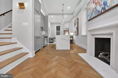 Entry Way - 1810 15th St NW #2, Washington, DC 20009 photo 4 of 10