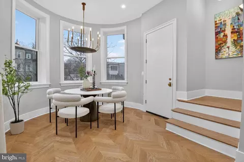 Dining - 1810 15th St NW #2, Washington, DC 20009 photo 2 of 3