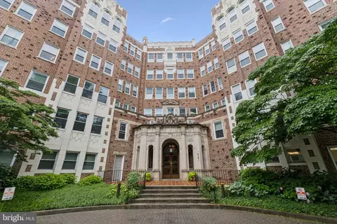 4707 Connecticut Ave NW # 211 AND 213, Washington, DC 20008