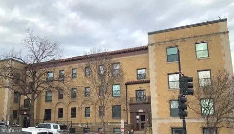 2201 15th St NW #303, Washington, DC 20009