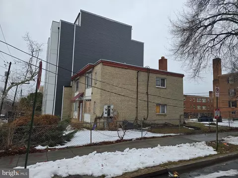 2101 M St NE, Washington, DC 20002 photo 2